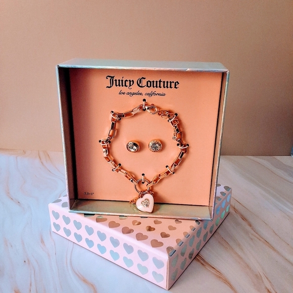 💥 Juicy Couture Y2K Jewelry Set – Gold Chain Bracelet & Crystal Stud Earrings - Picture 4 of 7
